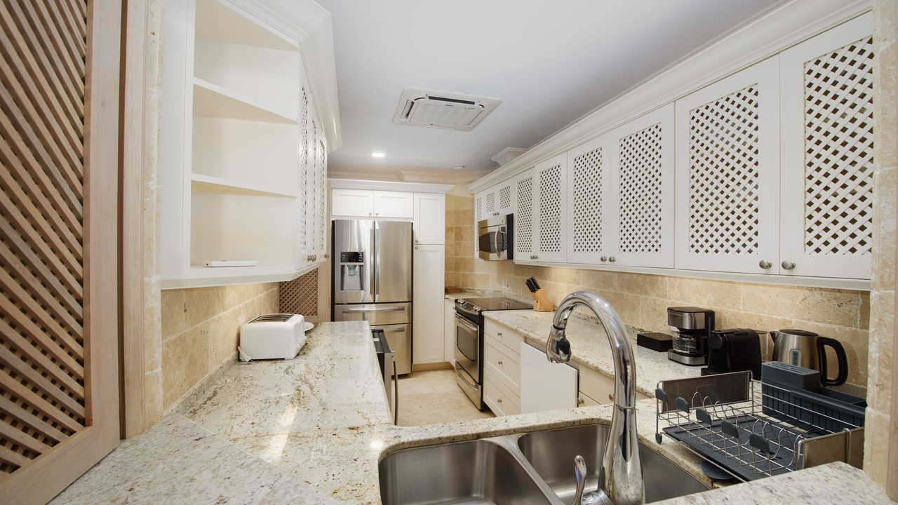 Photo of Kitchen in Gibbs Bay