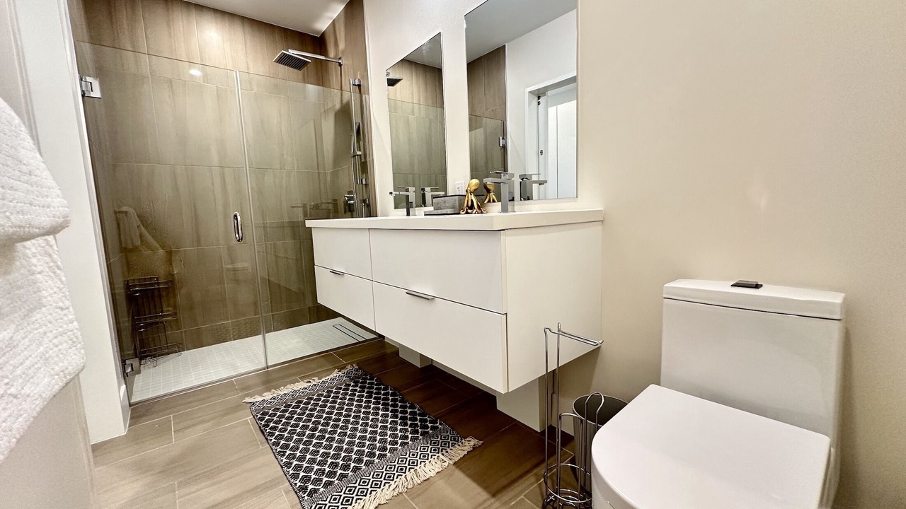 Photo of Bathroom in Little Battaleys