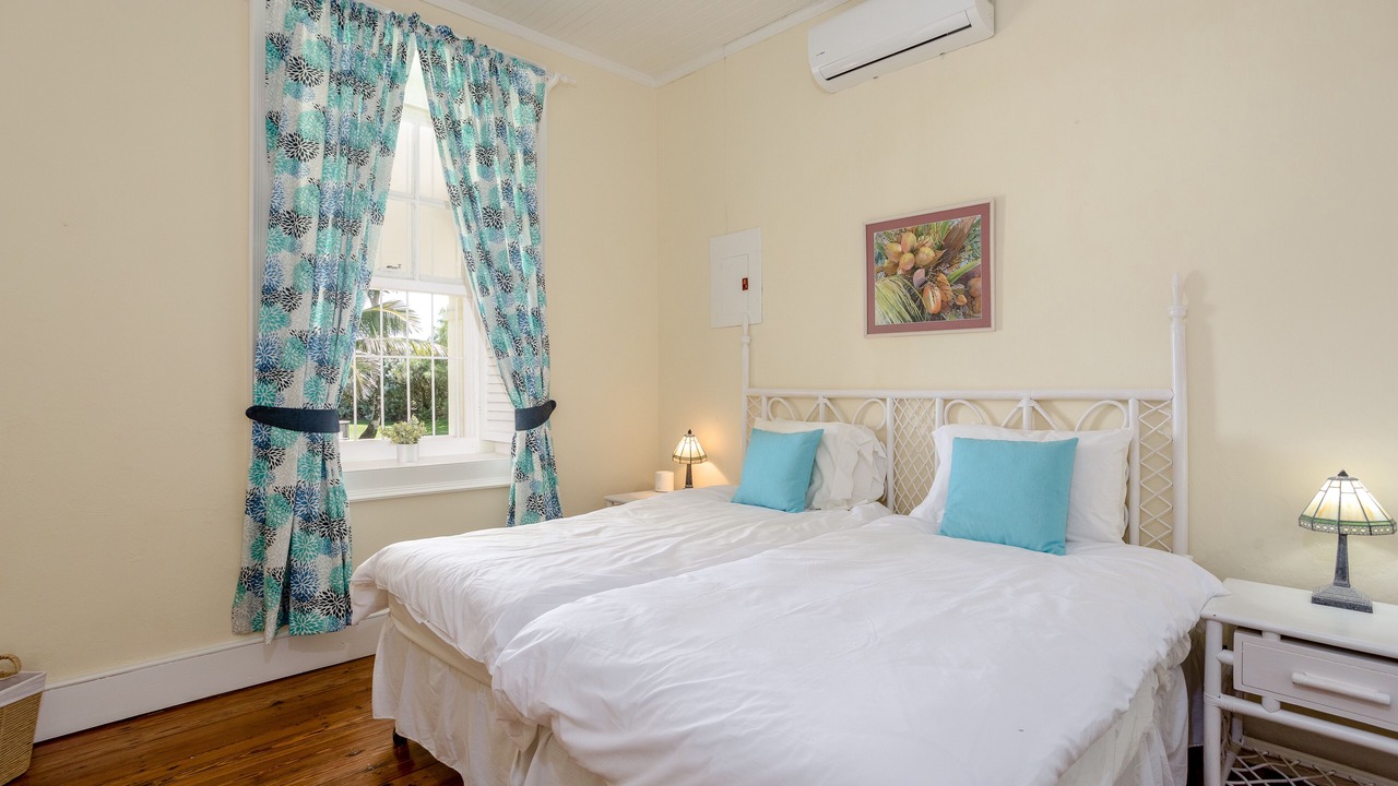Photo of Bedroom in Ragged Point