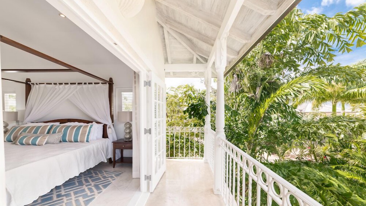 Photo of Bedroom in Mount Brevitor