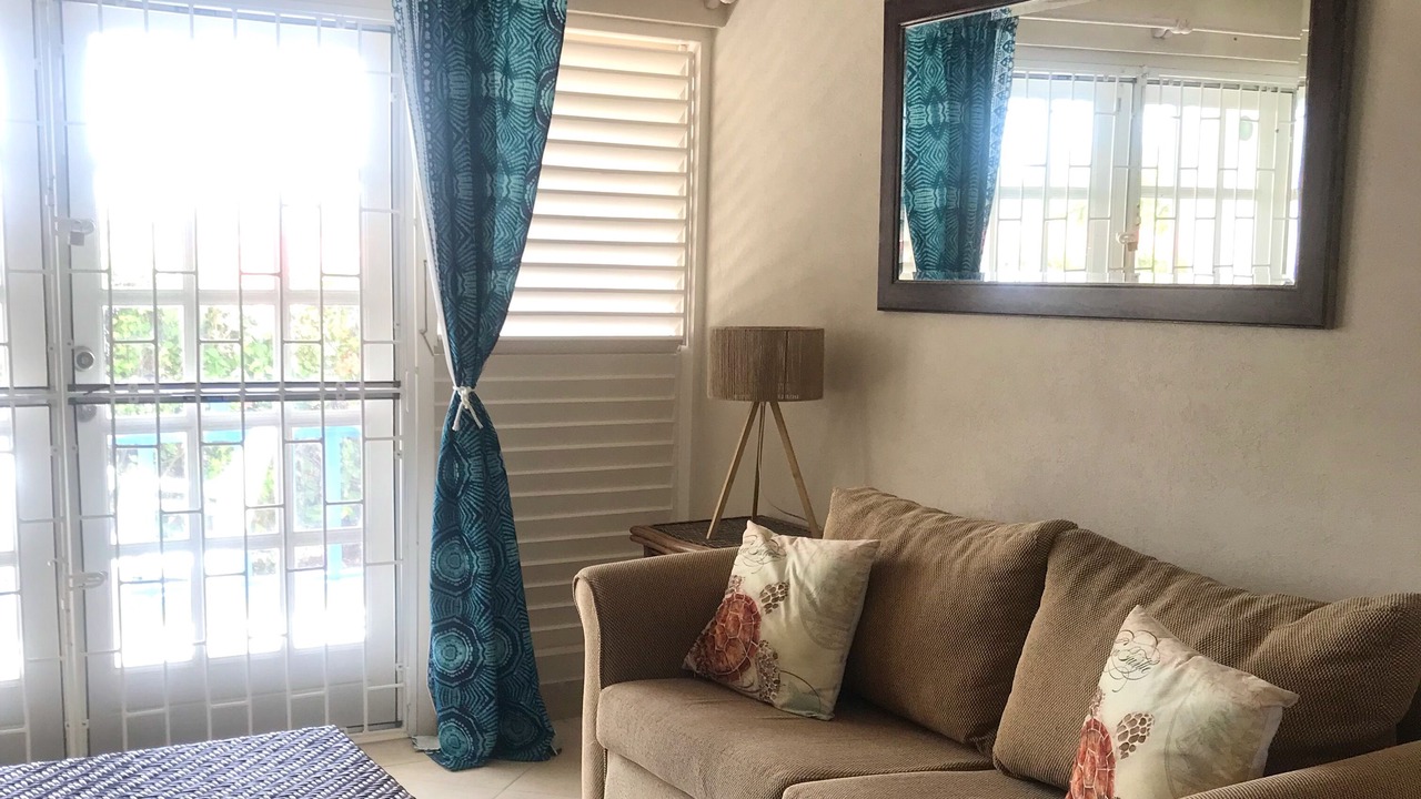 Photo of Bedroom in Graeme Hall Park