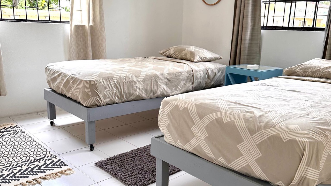 Photo of Bedroom in Oistins