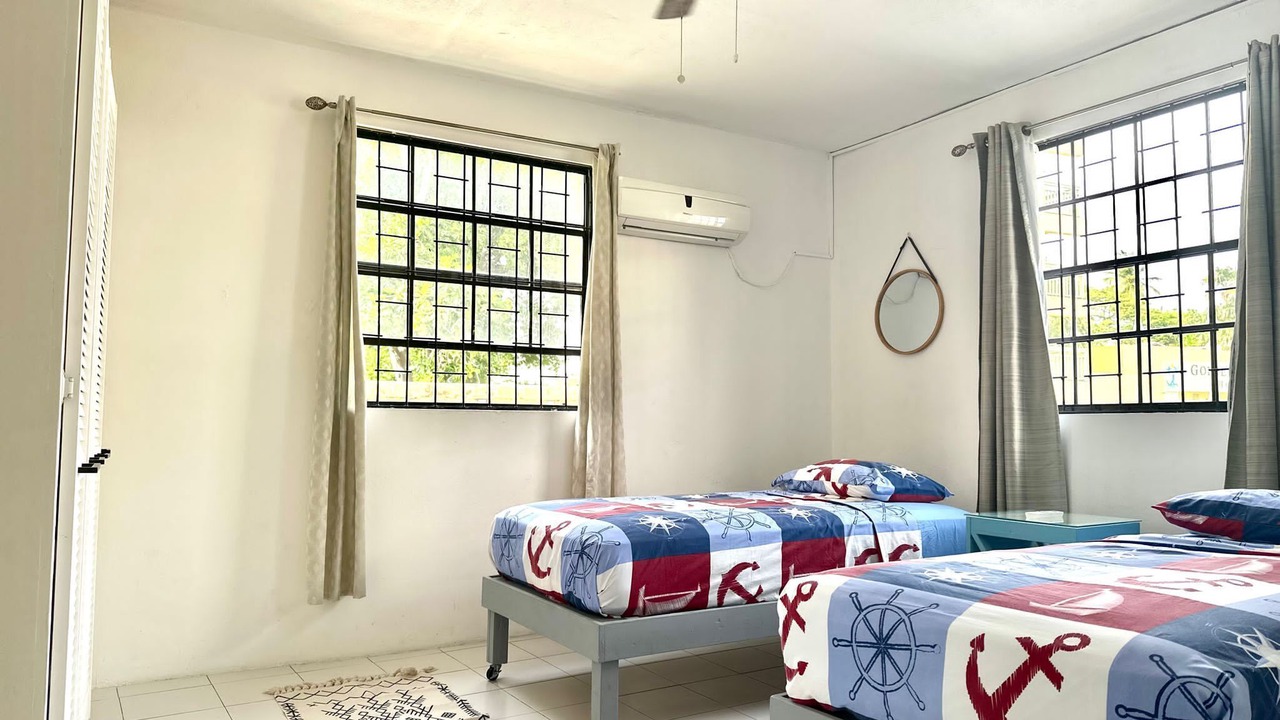 Photo of Bedroom in Oistins