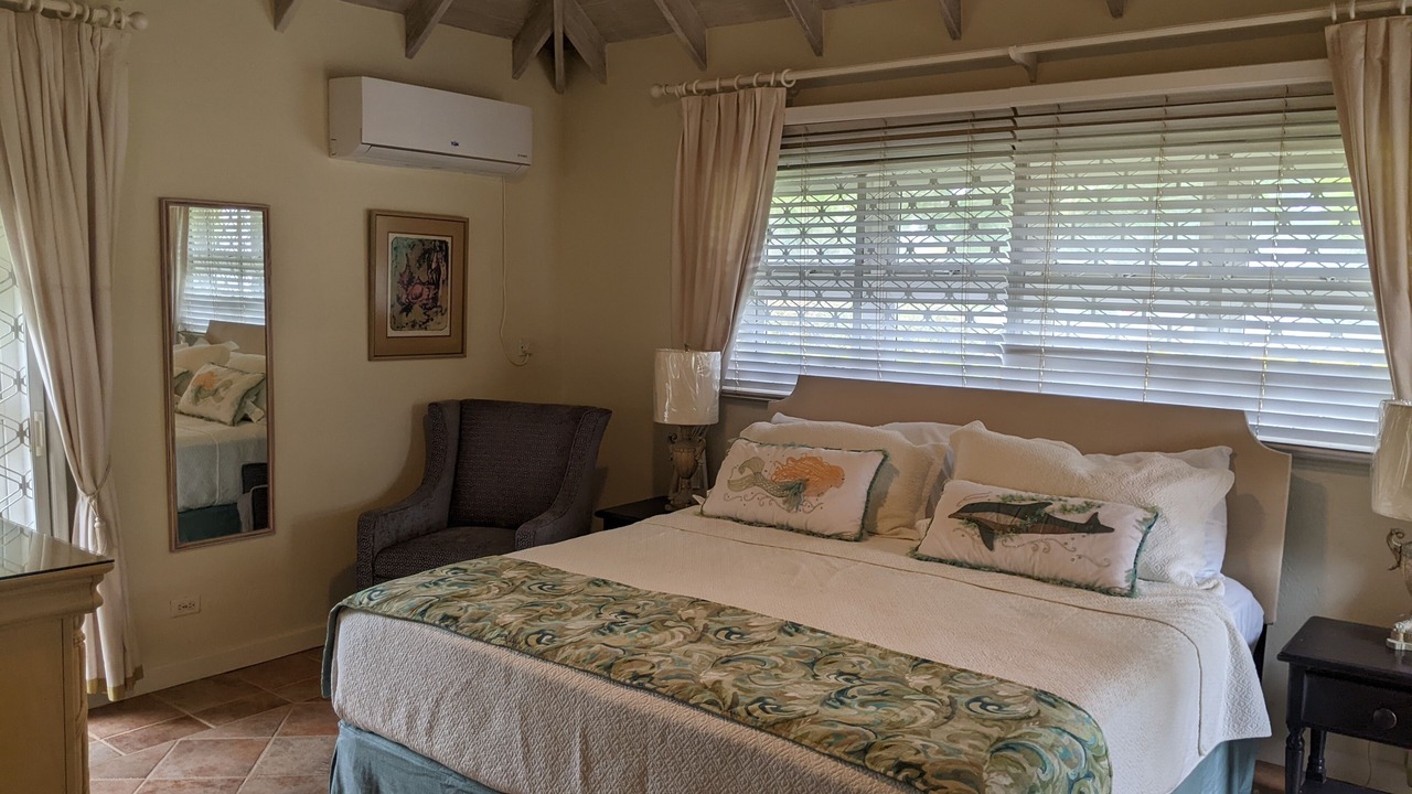 Photo of Bedroom in Long Bay