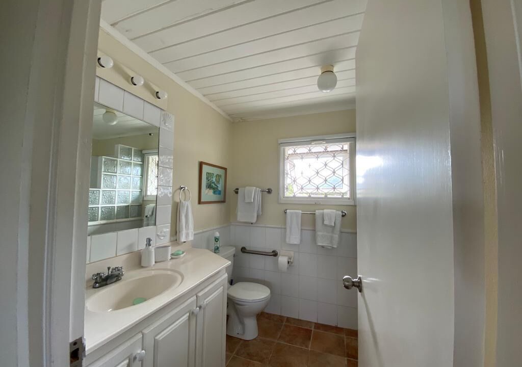 Photo of Bathroom in Long Bay