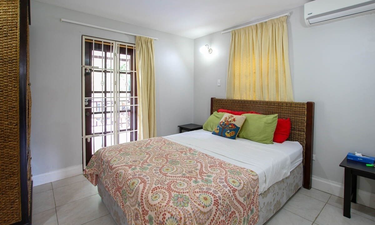 Photo of Bedroom in Speightstown