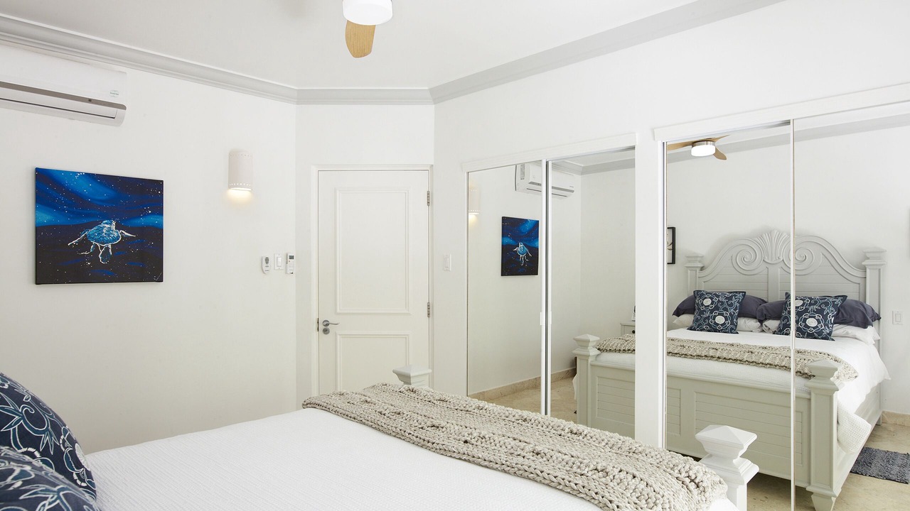 Photo of Bedroom in Merlin Bay
