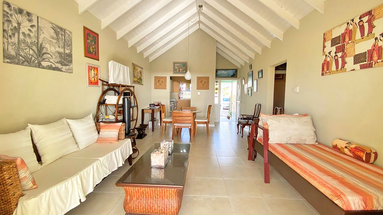 Photo of Livingroom in Apple Hall
