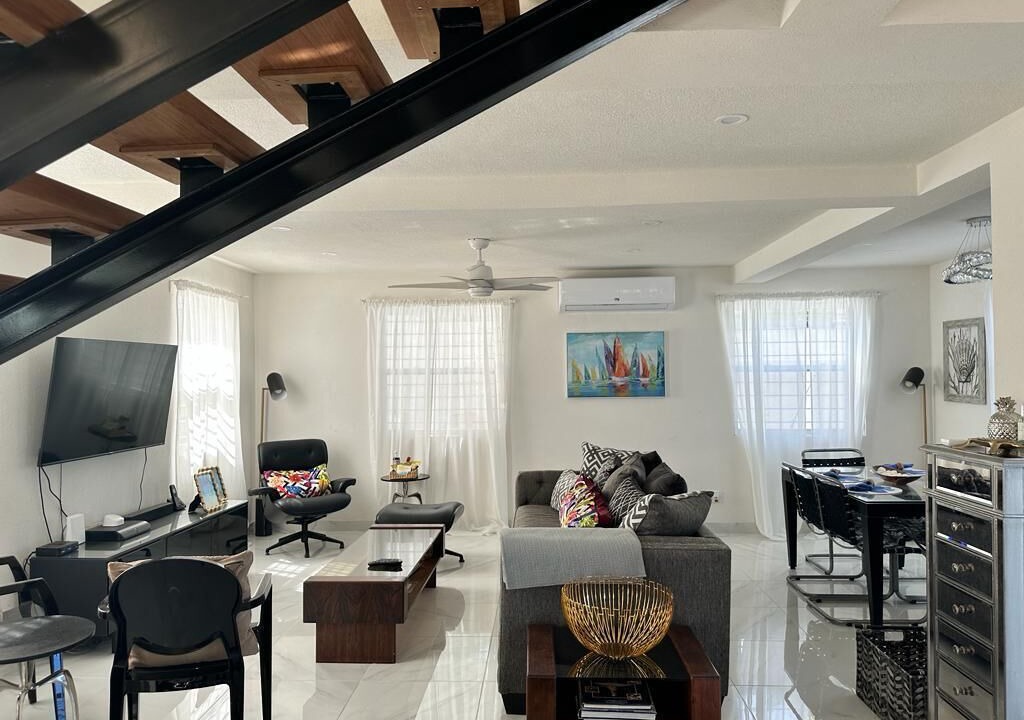 Photo of Livingroom in Fitts Village