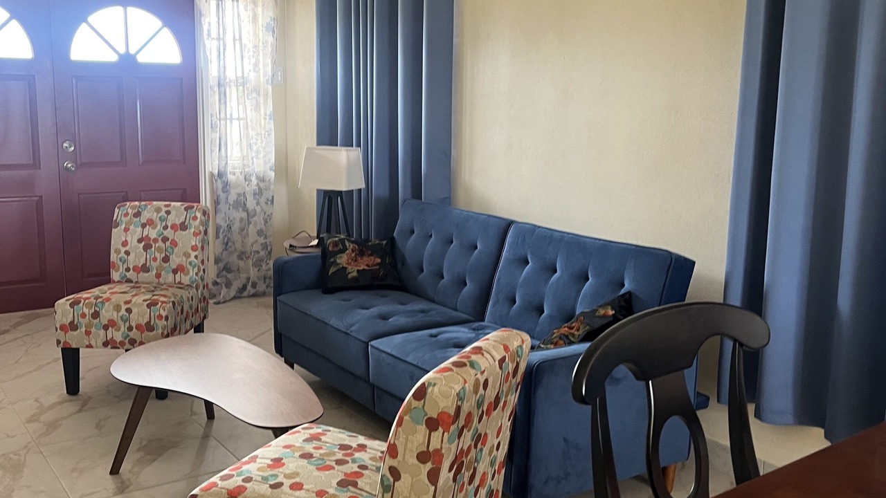 Photo of Livingroom in Enterprise