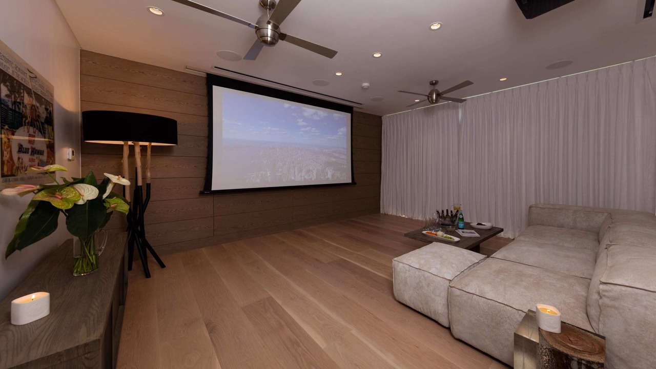 Photo of Livingroom in Little Battaleys