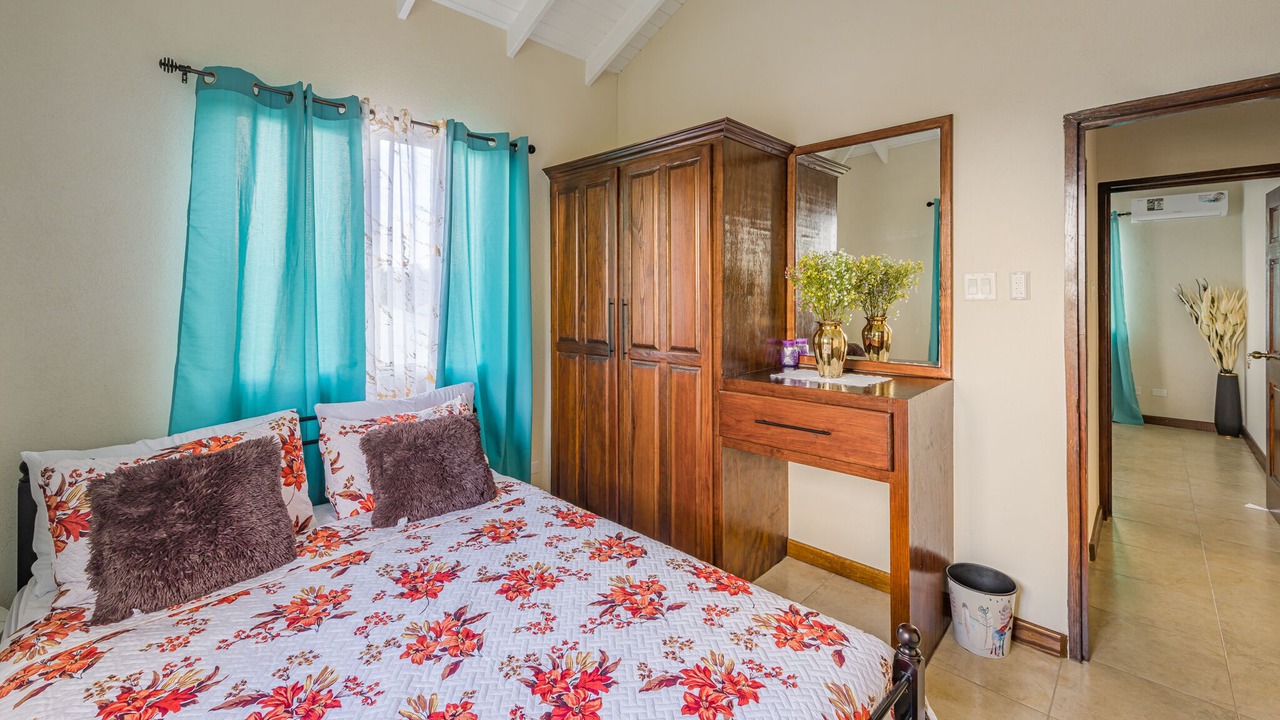 Photo of Bedroom in Christie