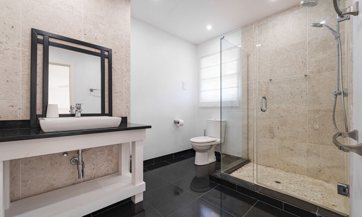 Photo of Bathroom in Gibbes