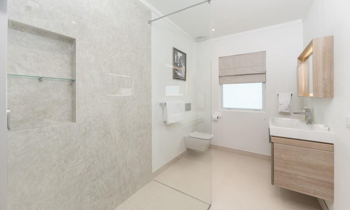 Photo of Bathroom in Lower Carlton Beach