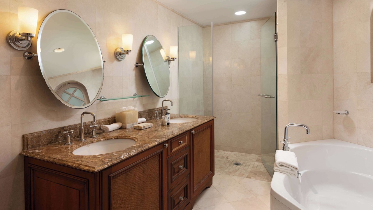 Photo of Bathroom in Little Battaleys