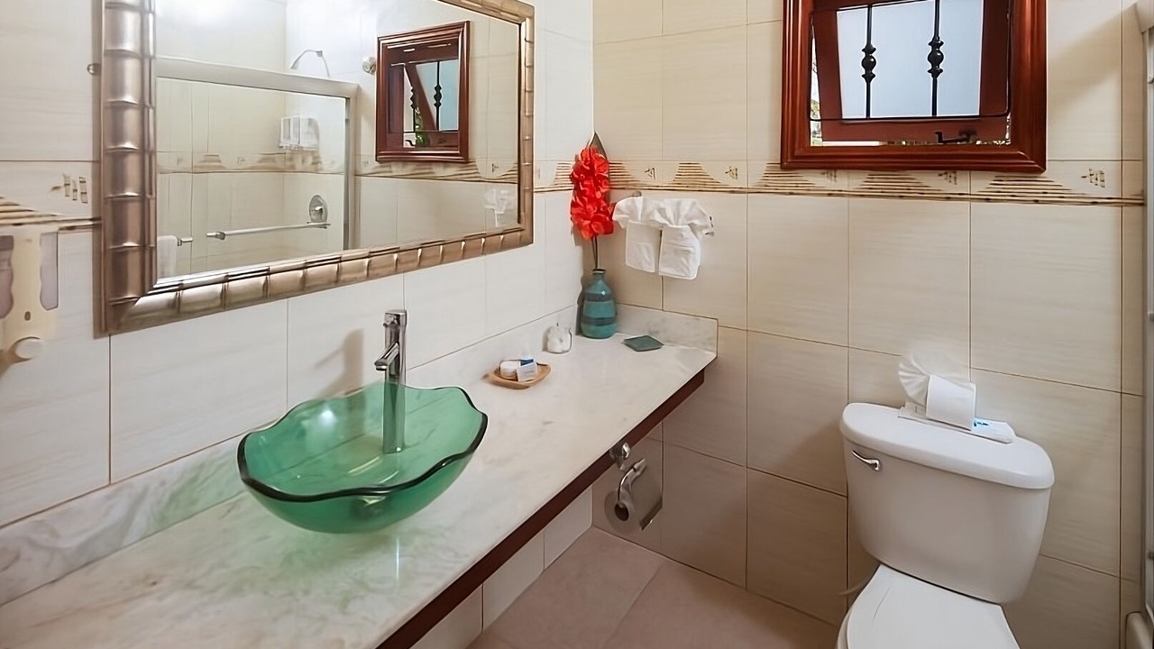Photo of Bathroom in Maynards