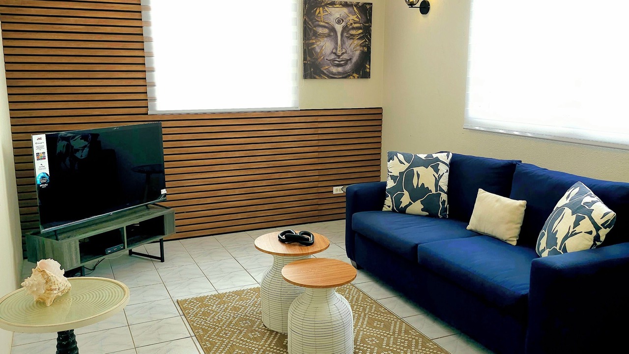Photo of Livingroom in West Coast