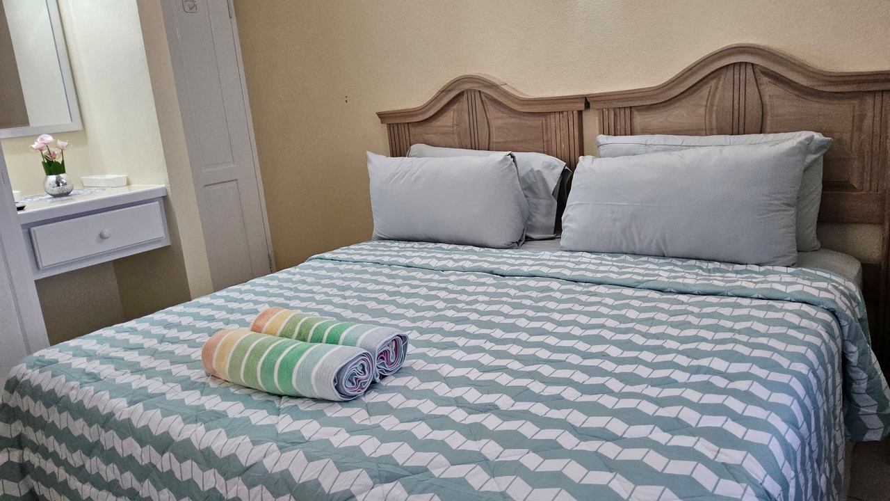 Photo of Bedroom in West Coast