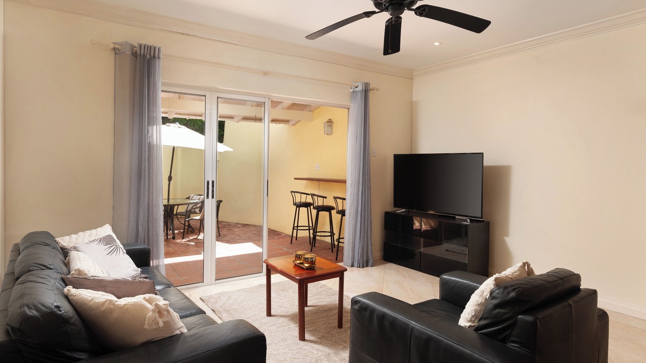 Photo of Livingroom in Folkestone