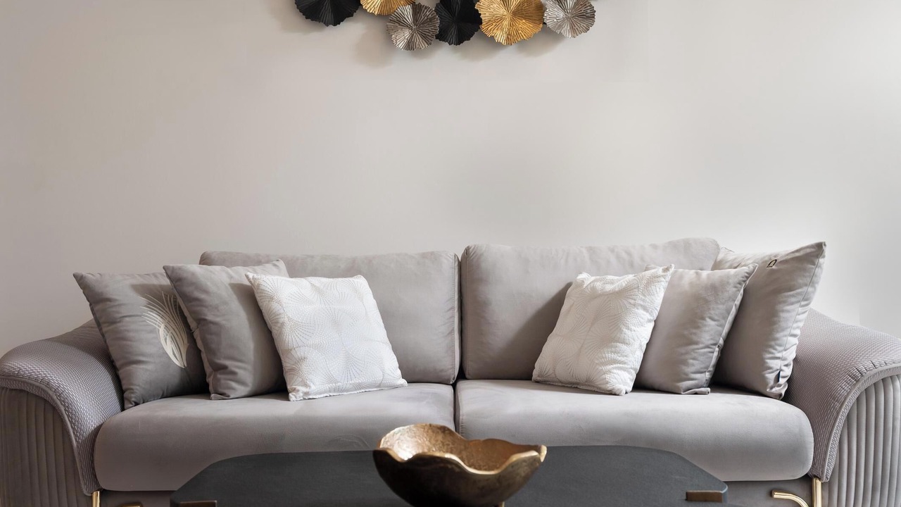 Photo of Livingroom in Gibbs Bay