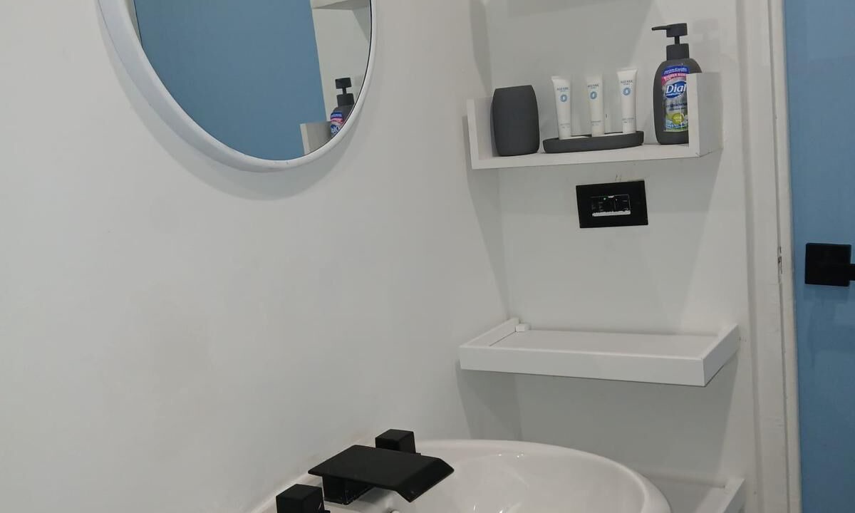 Photo of Bathroom in Reeds Bay