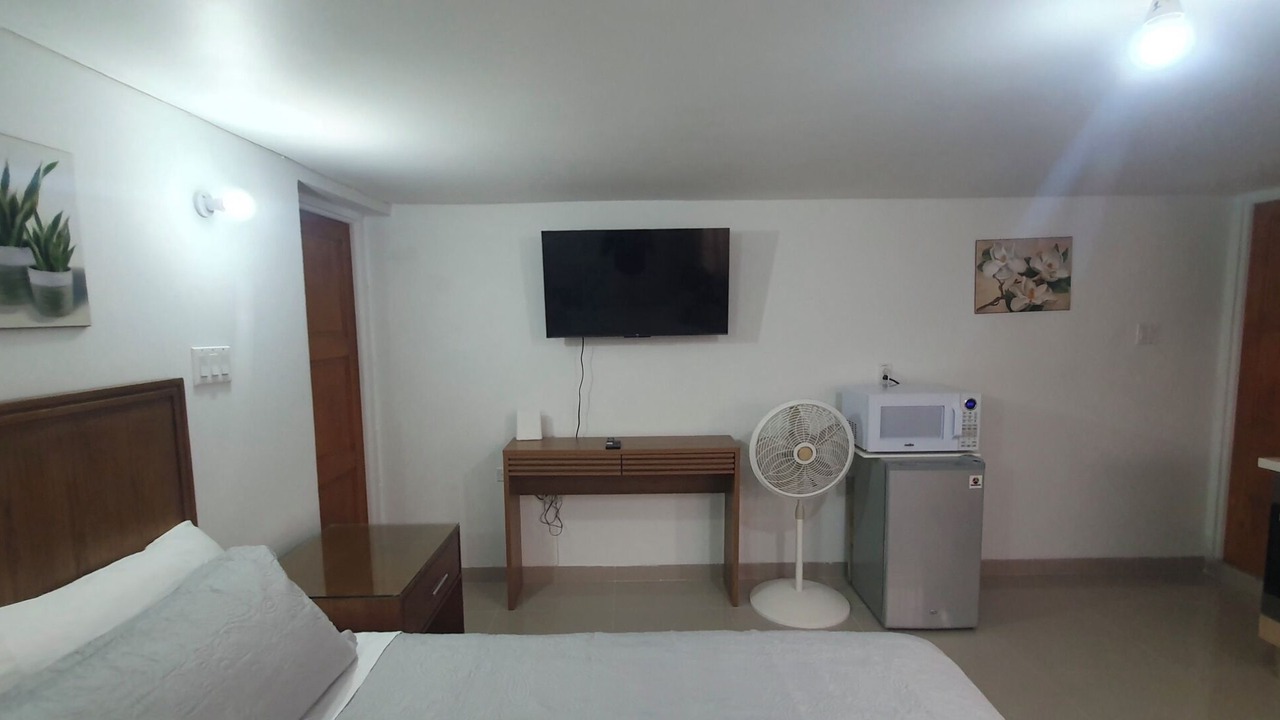 Photo of Bedroom in Oistins