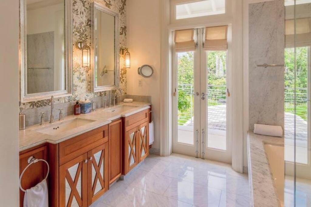 Photo of Bathroom in Halcyon Heights