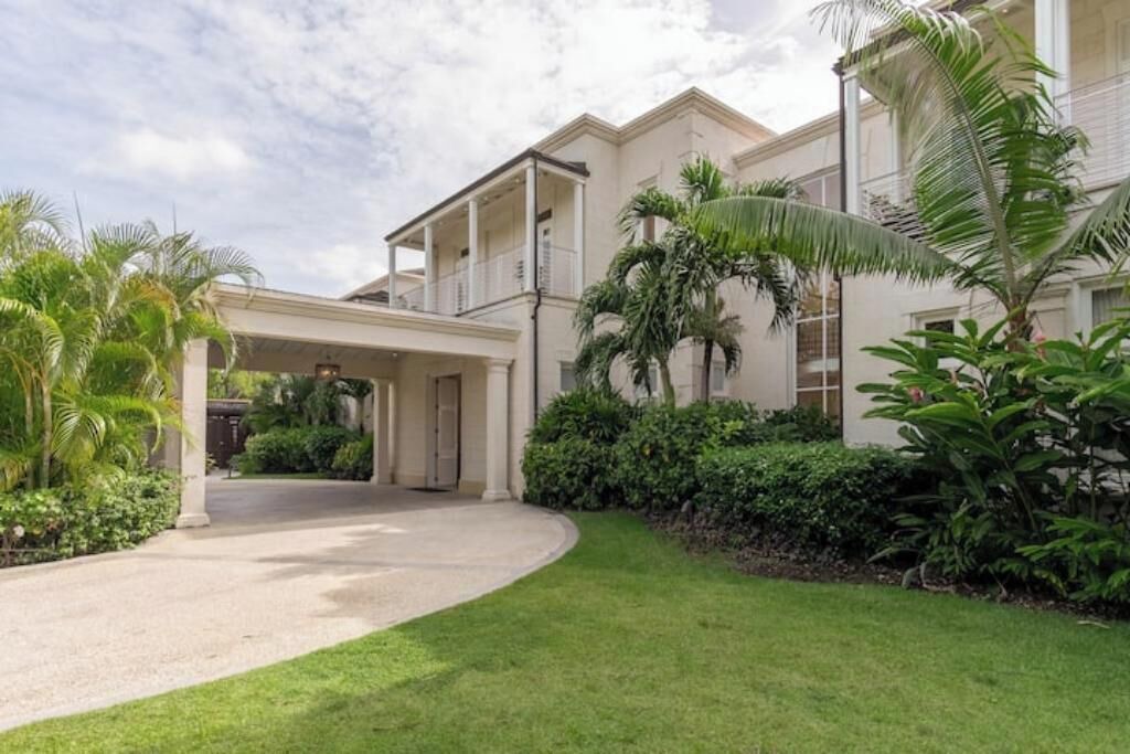 Photo of Outdoor in Halcyon Heights