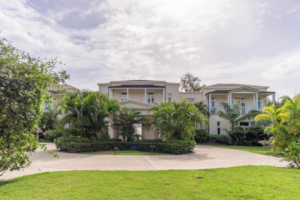 Photo of Outdoor in Halcyon Heights