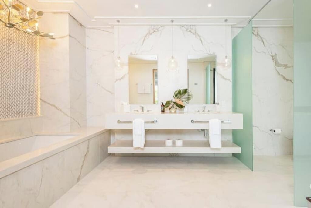 Photo of Bathroom in Halcyon Heights