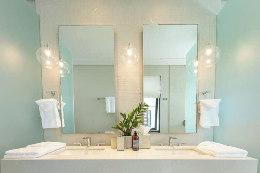 Photo of Bathroom in Halcyon Heights