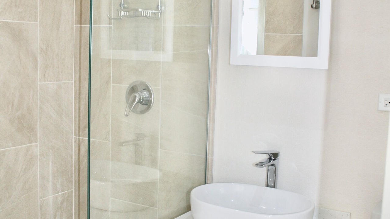 Photo of Bathroom in Porters