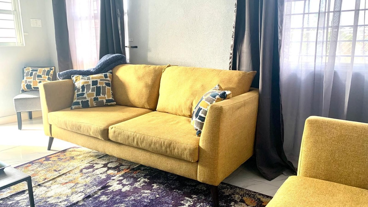 Photo of Livingroom in Enterprise