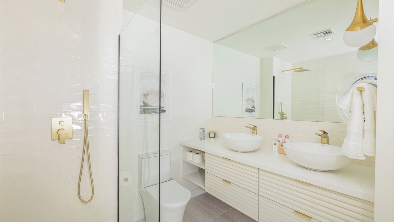 Photo of Bathroom in Speightstown