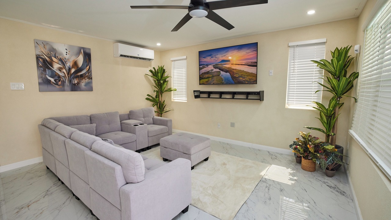 Photo of Livingroom in Keizer Hill