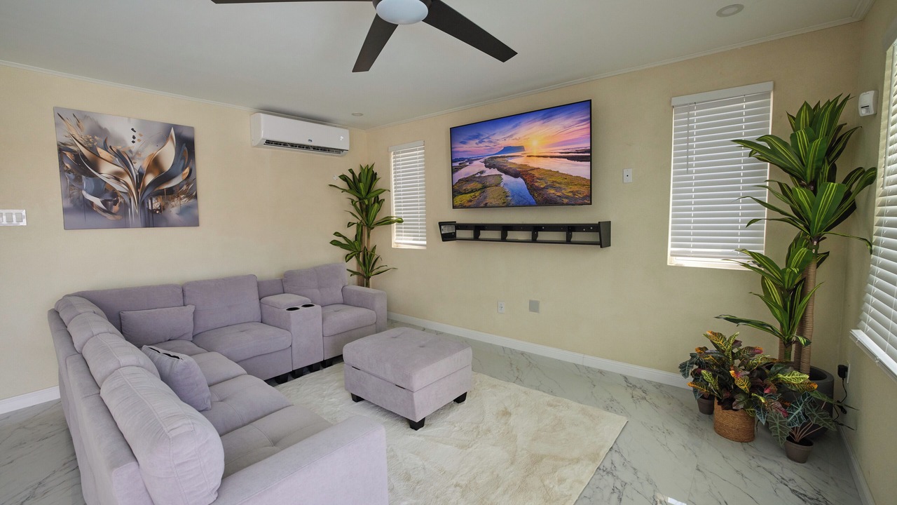 Photo of Livingroom in Keizer Hill