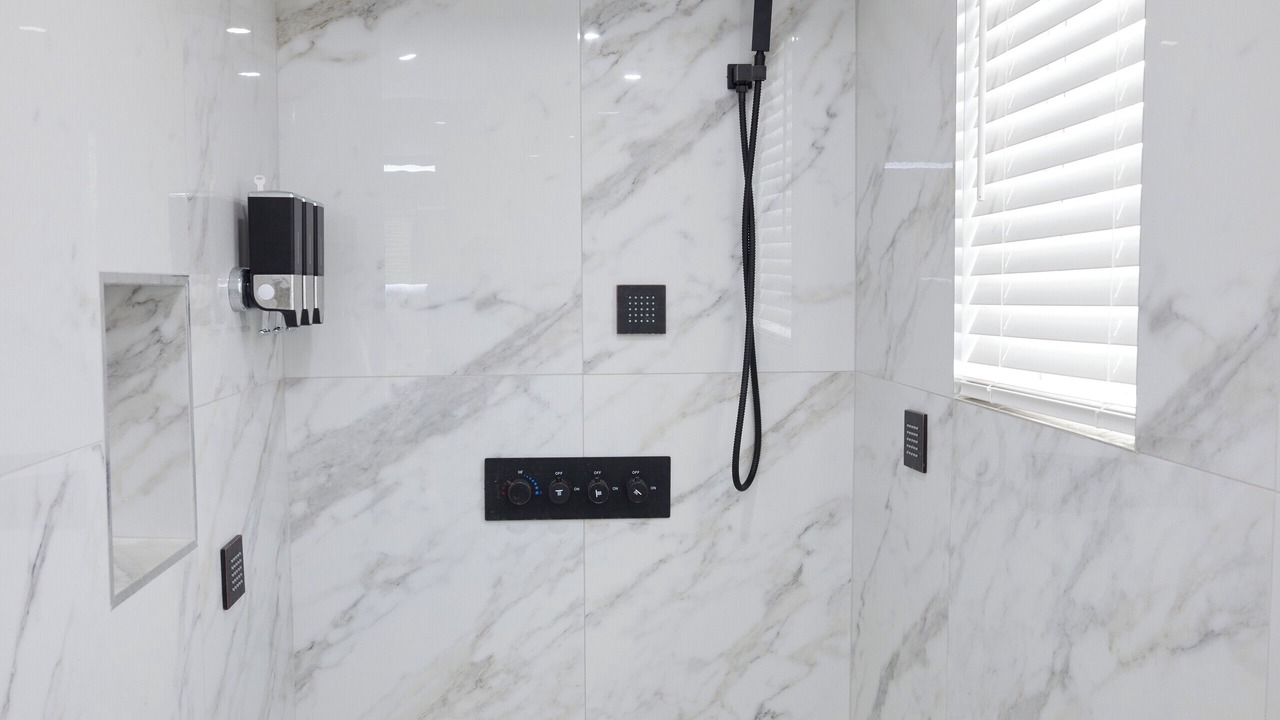 Photo of Bathroom in Keizer Hill