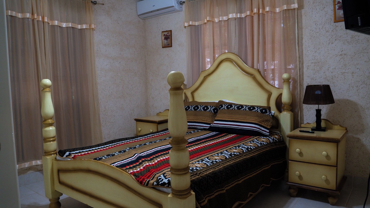 Photo of Bedroom in Paynes Bay
