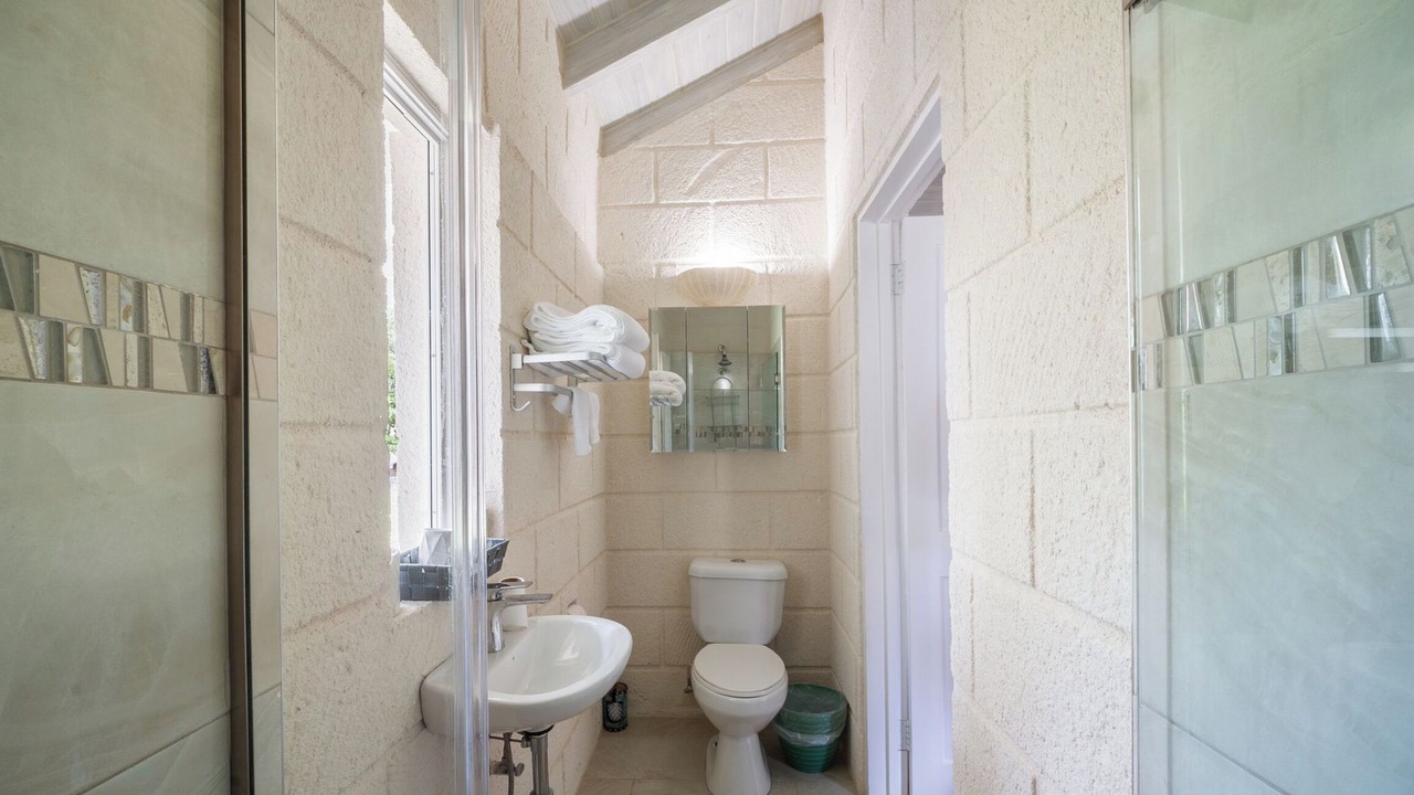 Photo of Bathroom in Long Bay