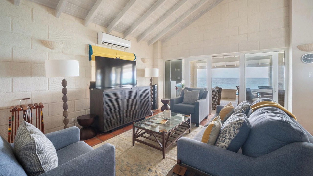 Photo of Livingroom in Long Bay
