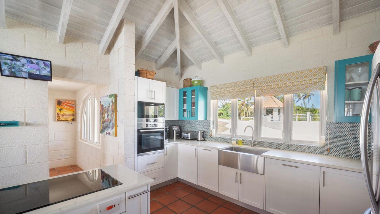 Photo of Kitchen in Long Bay
