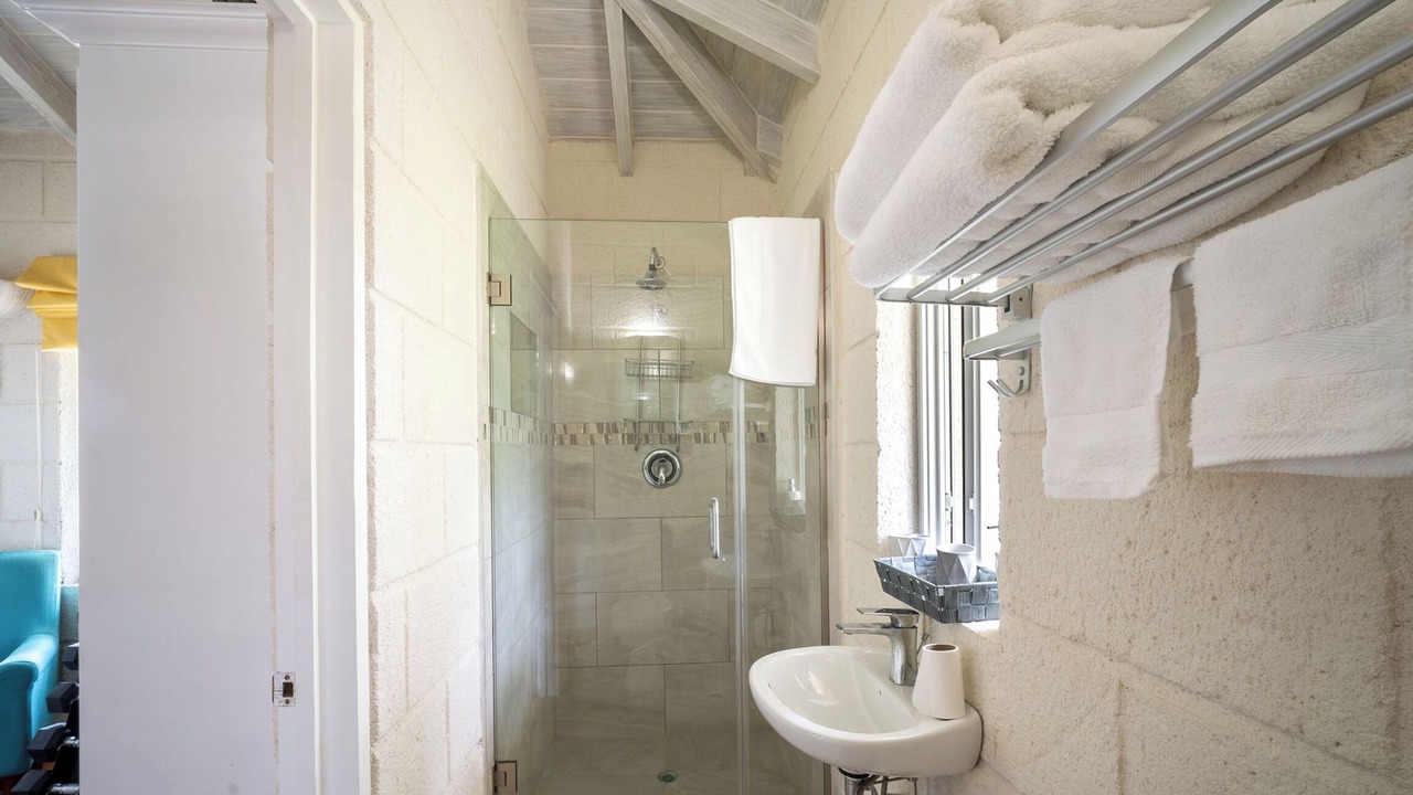 Photo of Bathroom in Long Bay