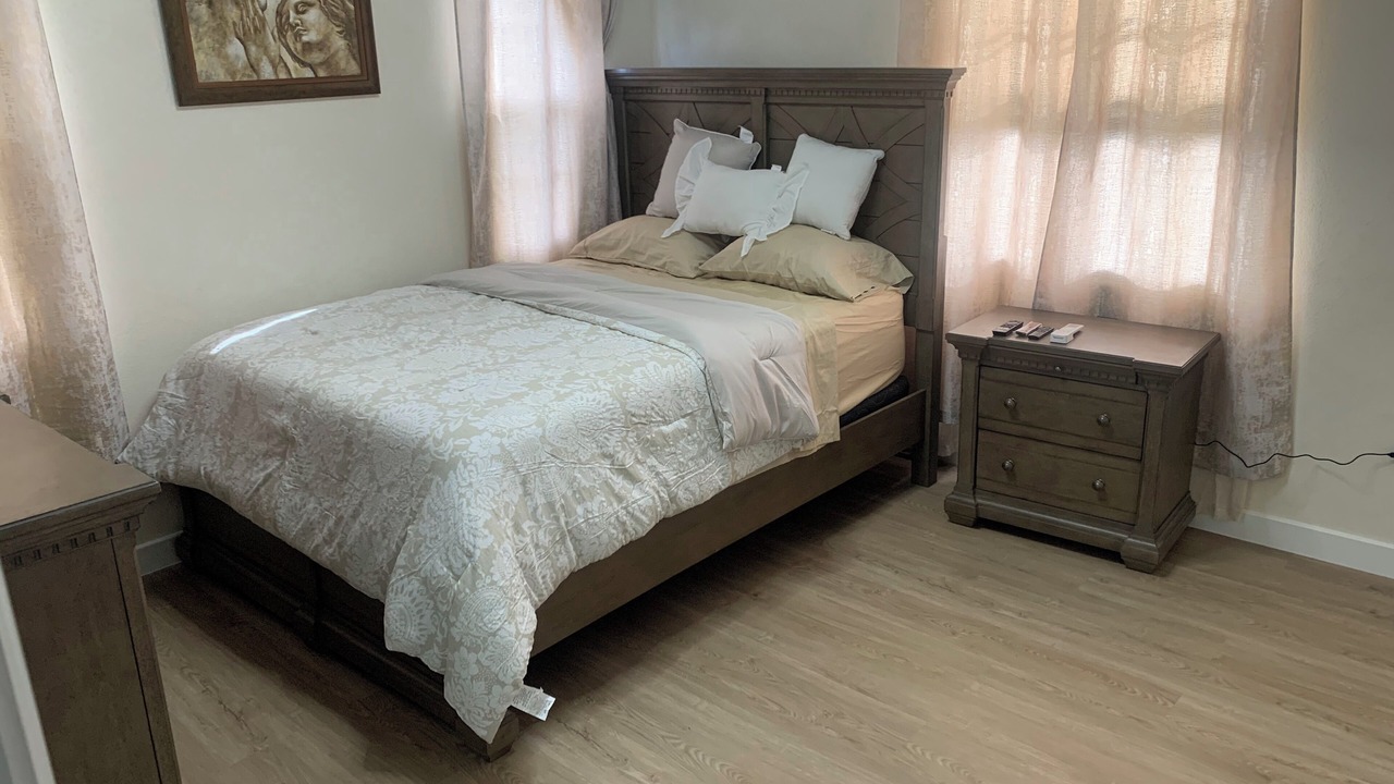 Photo of Bedroom in Oistins