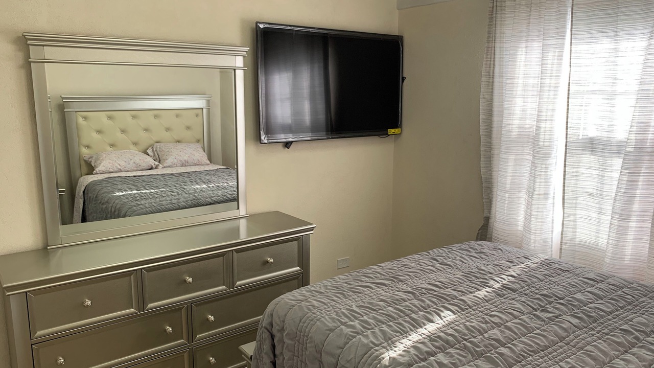 Photo of Bedroom in Oistins