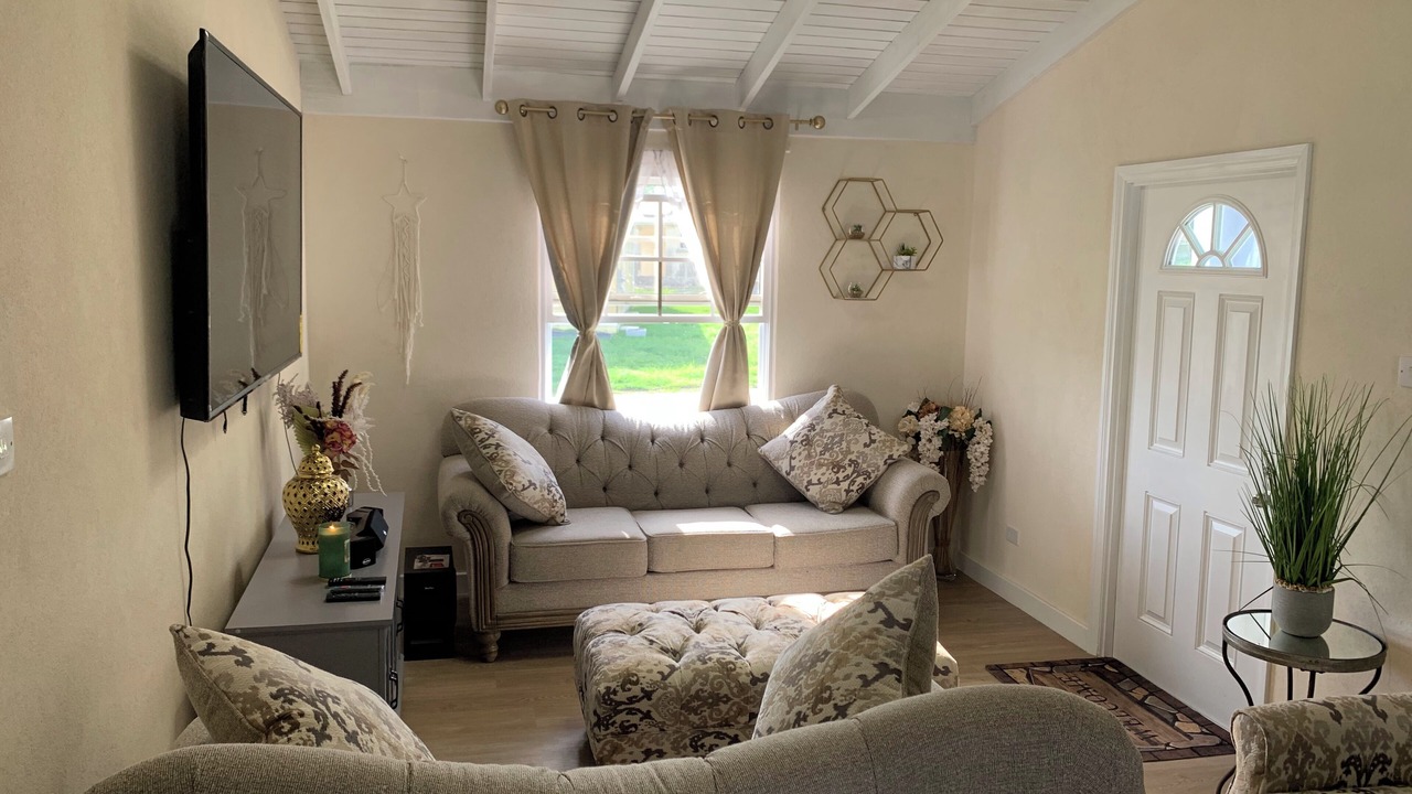 Photo of Livingroom in Oistins
