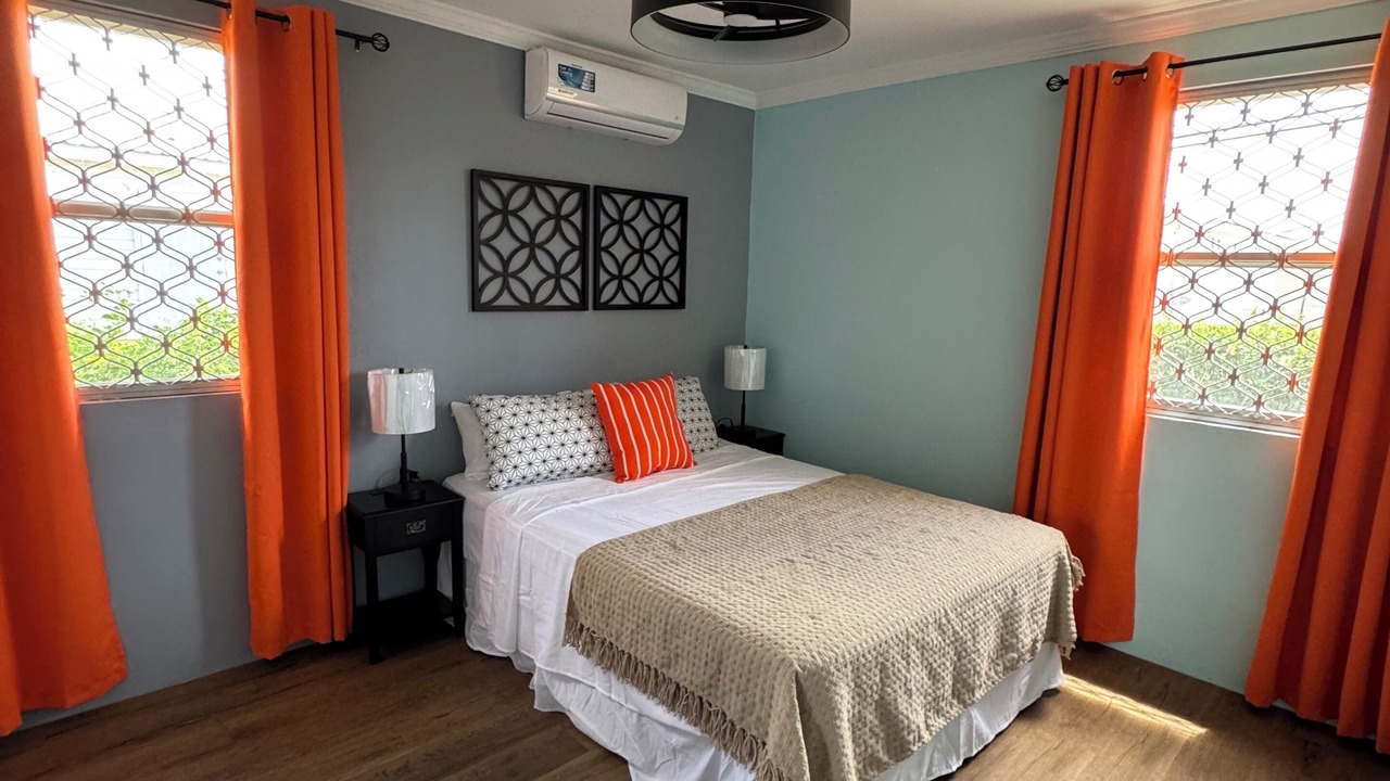 Photo of Bedroom in Lead Vale