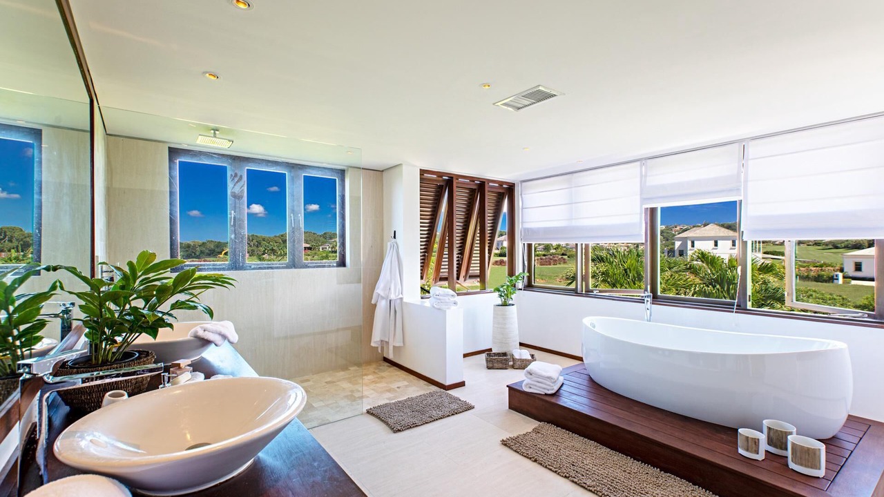 Photo of Bathroom in Forest Hills