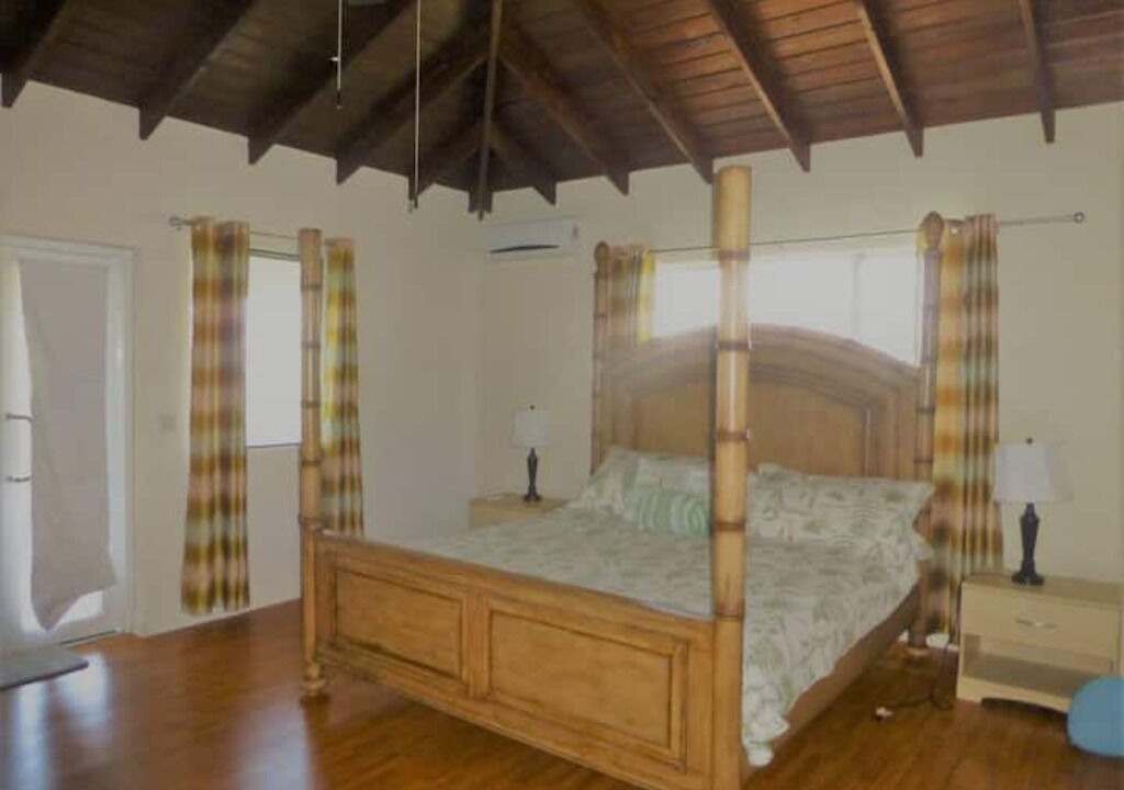Photo of Bedroom in Long Bay