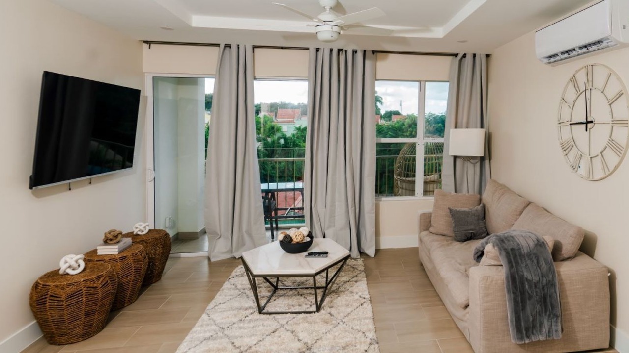 Photo of Livingroom in Little Battaleys