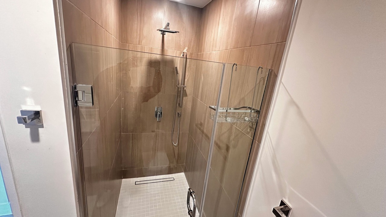 Photo of Bathroom in Little Battaleys